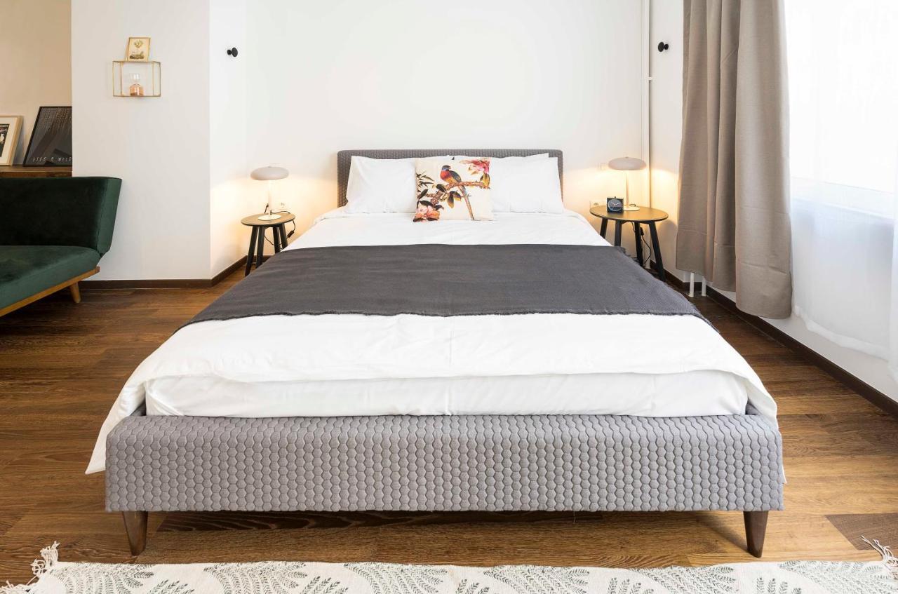 Athens' Best Location- Stunning & Spacious Studio المظهر الخارجي الصورة